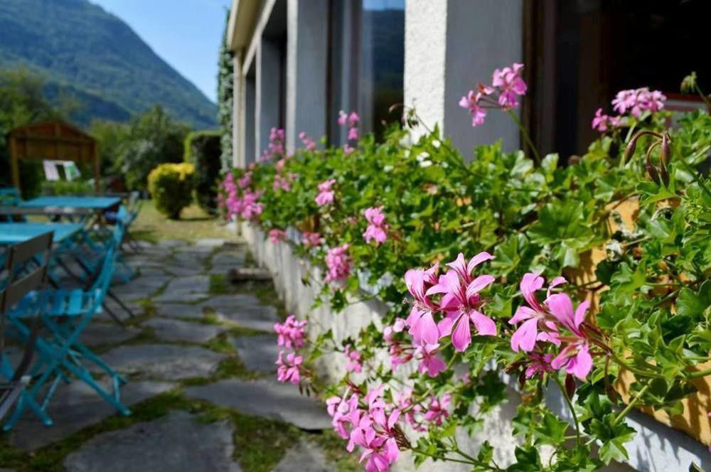Auberge De Costaroche Albertville Eksteriør billede