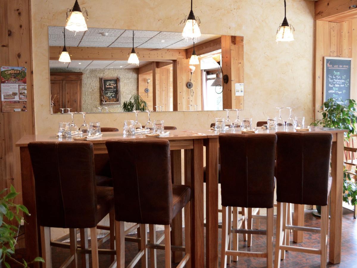 Auberge De Costaroche Albertville Eksteriør billede