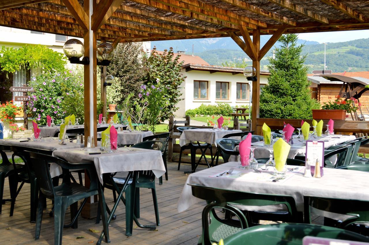 Auberge De Costaroche Albertville Eksteriør billede